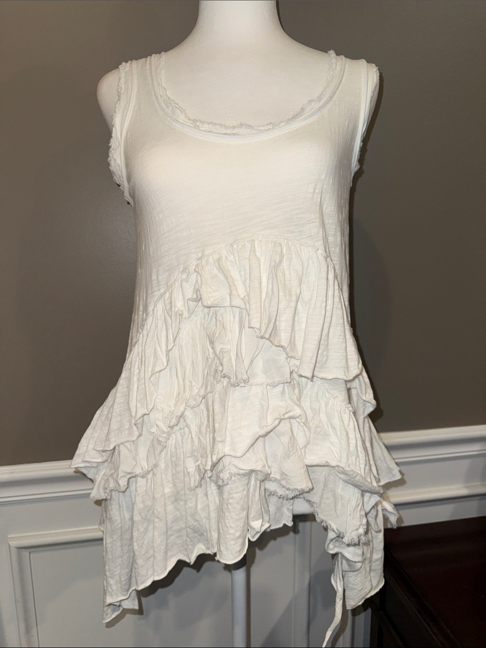 Meadow Rue White Ruffle-Front Sleeveless Tank - Picture 2 of 7